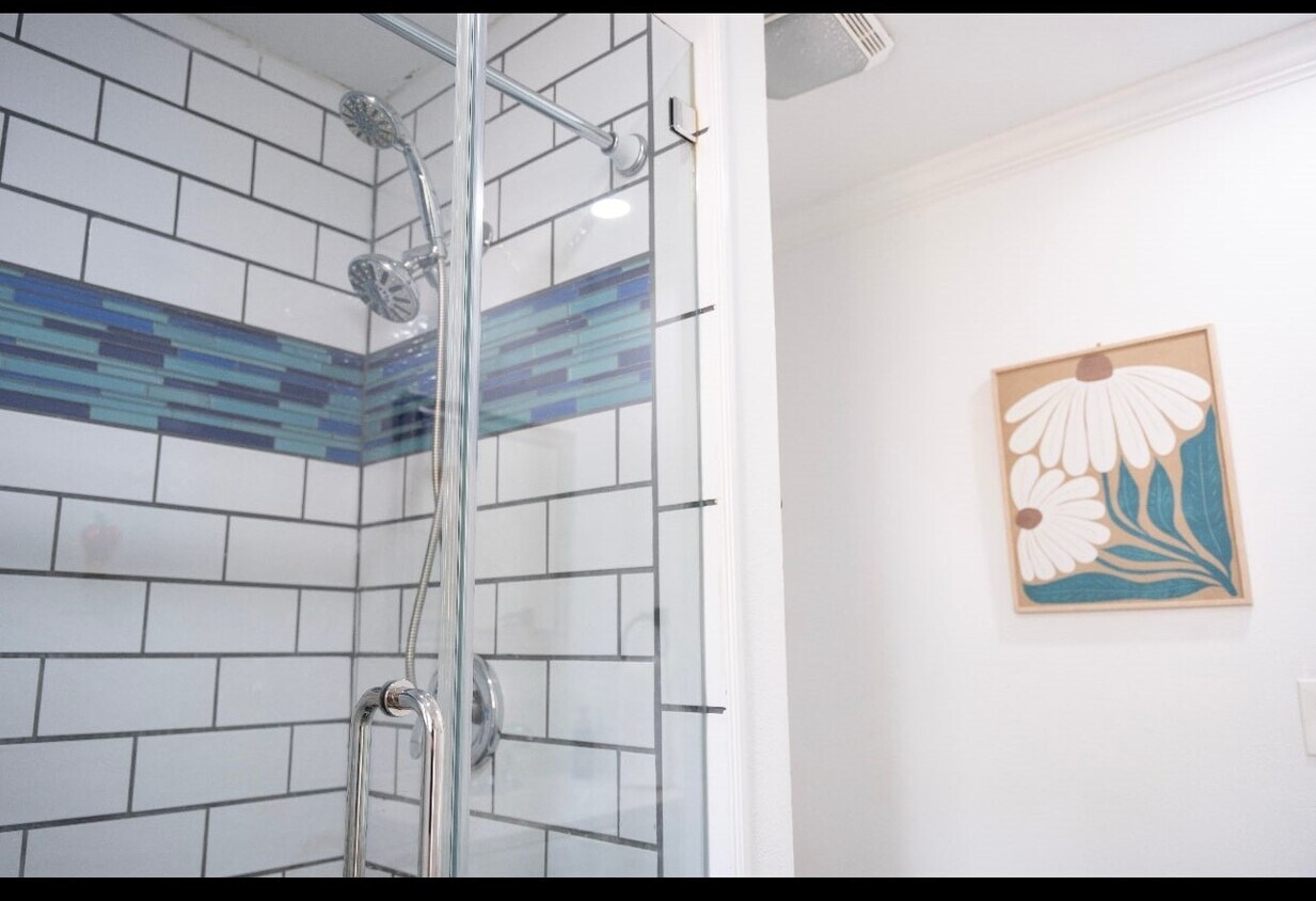 Foto del edificio - 2951 Iola St