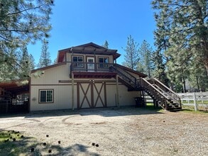 Building Photo - 1623 Kenneys Dr