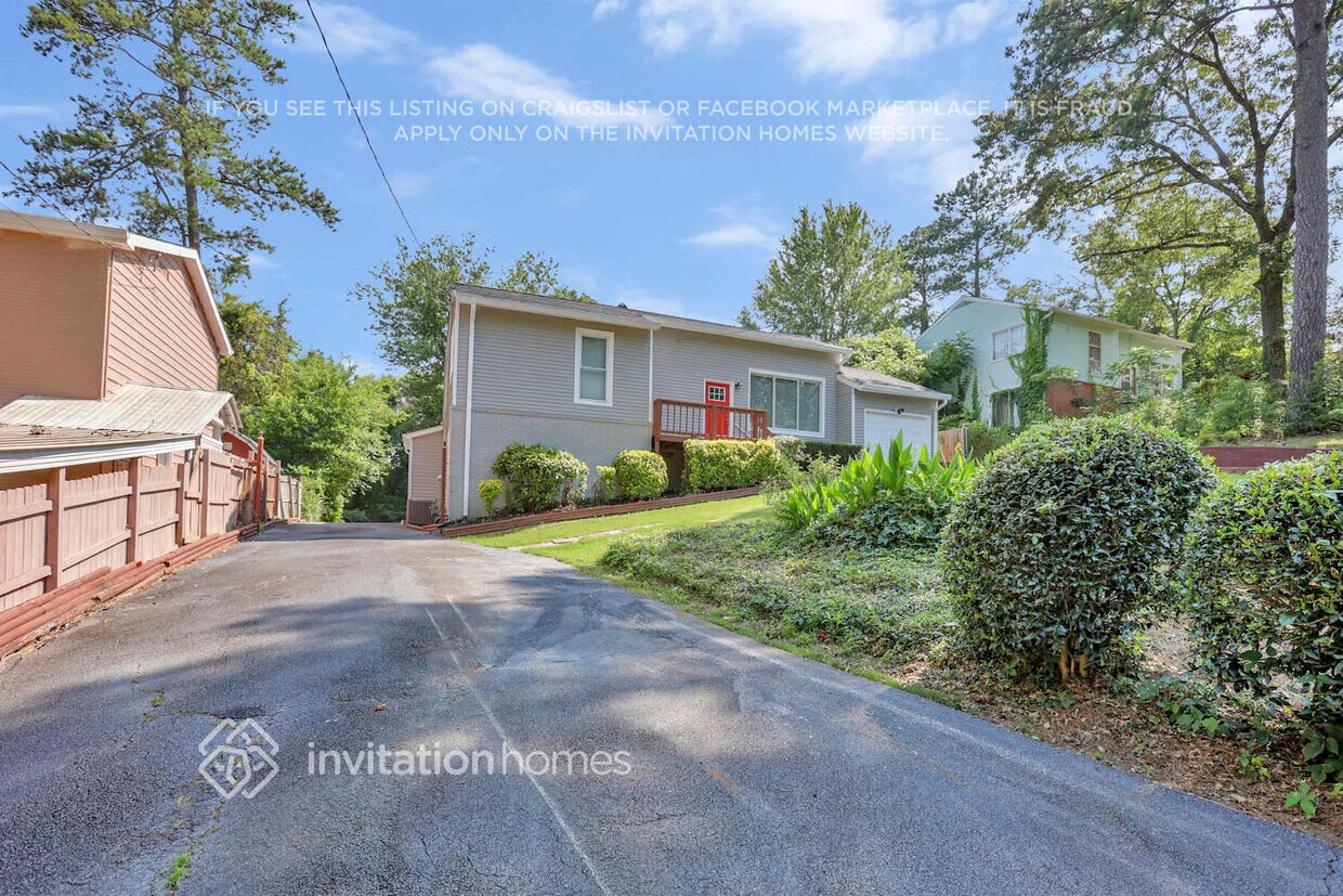 Foto principal - 5085 Fairmont Rd SE