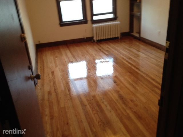 Foto del edificio - 211 N Washington St