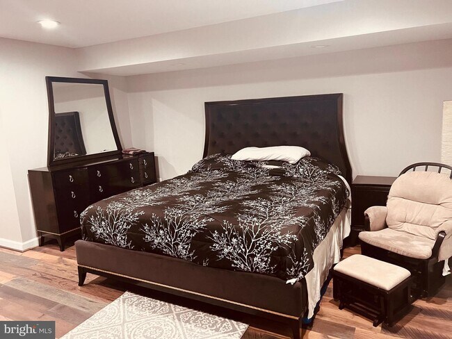 Foto del edificio - 1140 Marseille Ln