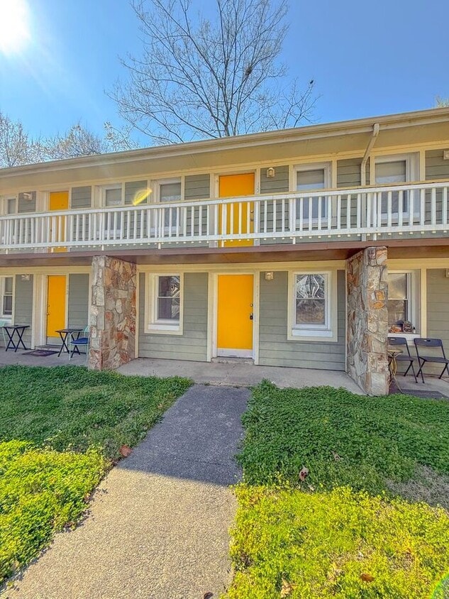 1 Bed 1 Bath Available Now at Gurley Flats in Durham! - 1 Bed 1 Bath Available Now at Gurley Flats in Durham!
