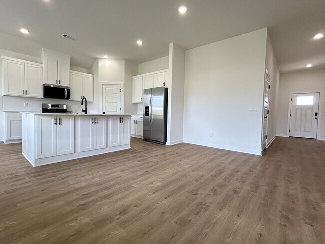 Building Photo - 522 N Goose Xing