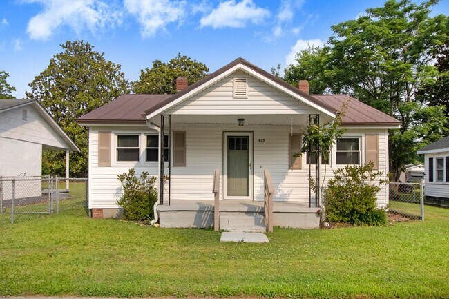 Building Photo - Adorable Updated 3 BR, 1 BA Home in Fremont