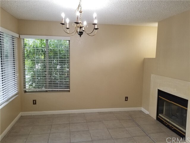 Building Photo - 6599 Hartford Ct