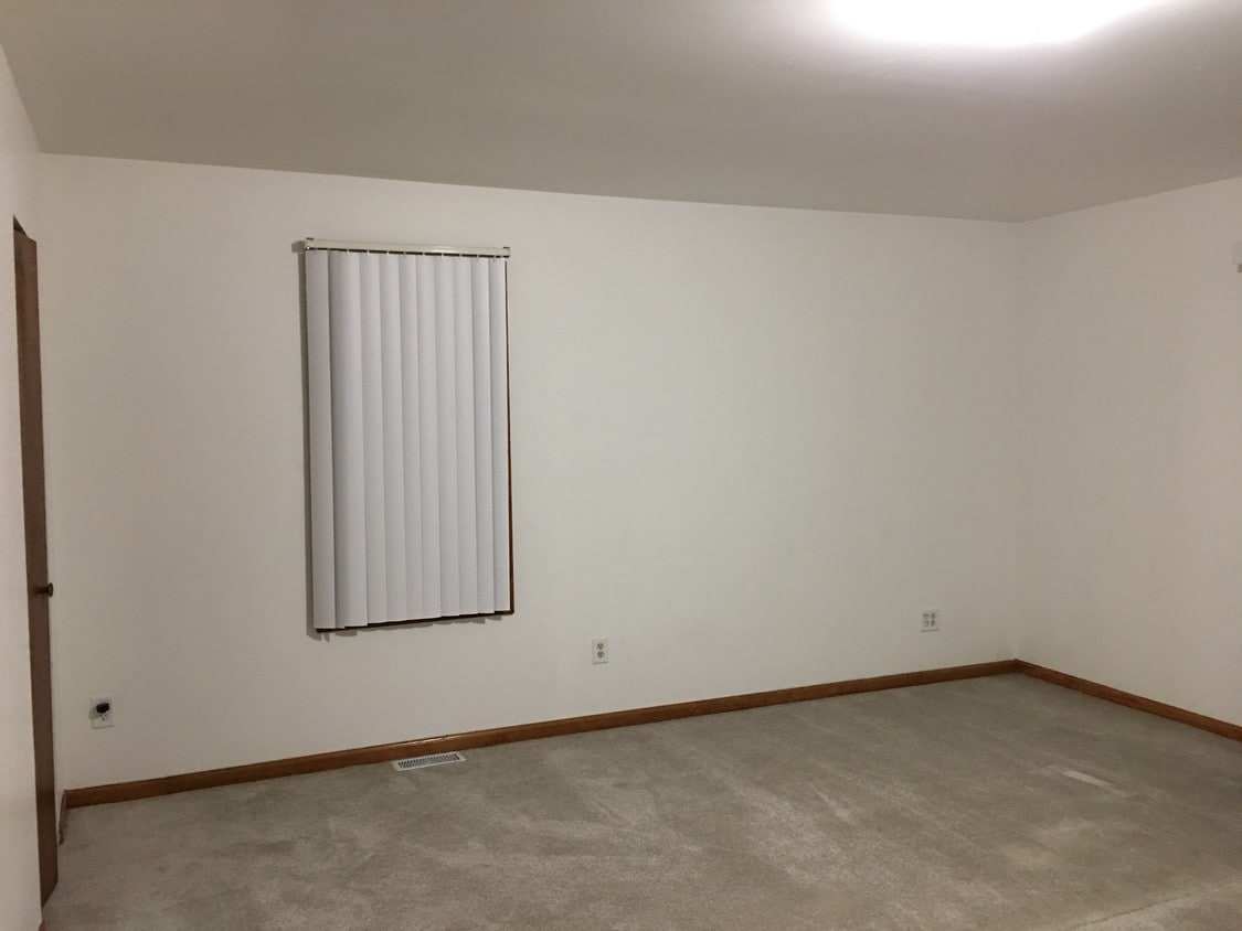 Foto del edificio - 13613 S Saint Louis Ave