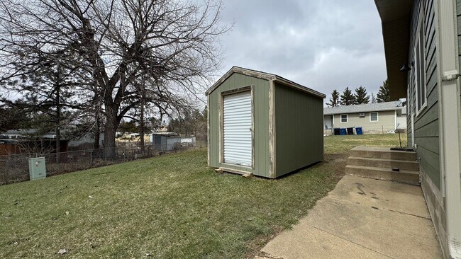 Foto del edificio - 352 2nd Ave SW