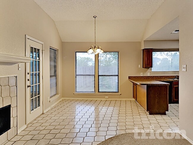 Foto del edificio - 1637 Woodhall Way