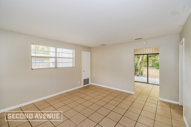 Building Photo - 4508 Tango Ln W