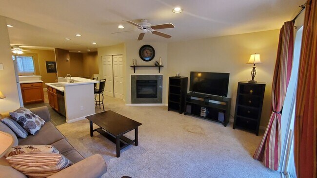 Foto del edificio - 30 Spyglass Ln