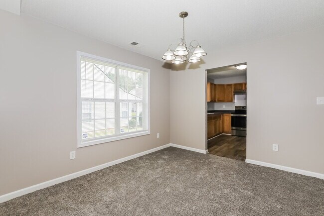 Foto del edificio - 6944 Red Bone Way