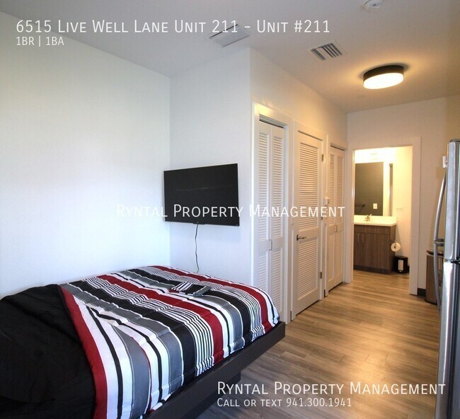 Building Photo - FREE RENT! Cozy Studio Apartment- Fully Fu...