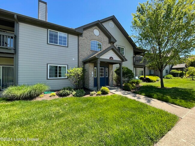 Building Photo - 5305 Pacer Ln