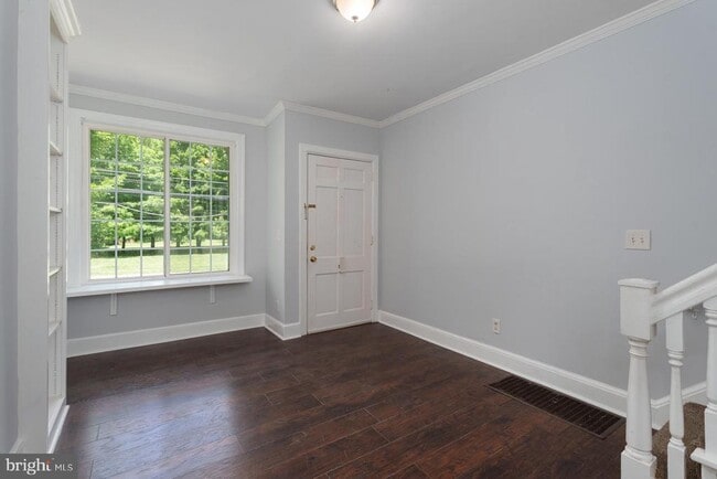 Building Photo - 156 Mercer St