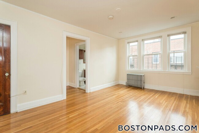 Foto del edificio - 138 Highland Ave