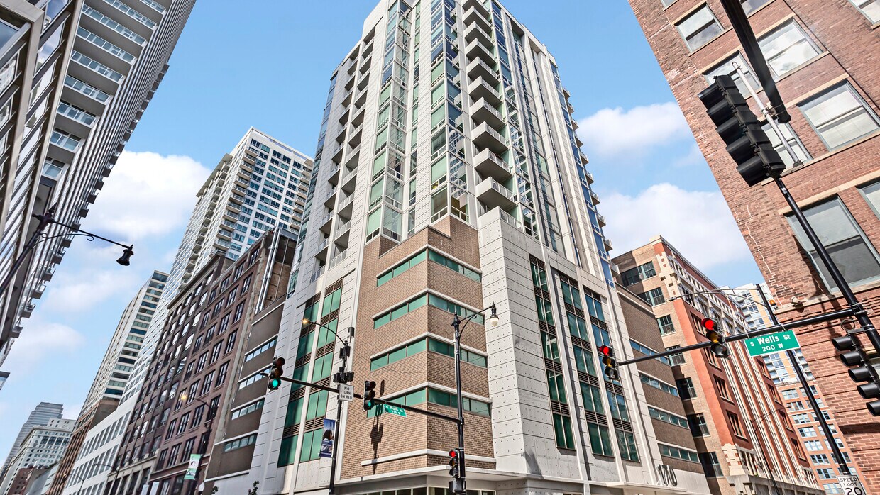 Foto principal - 170 W Polk St