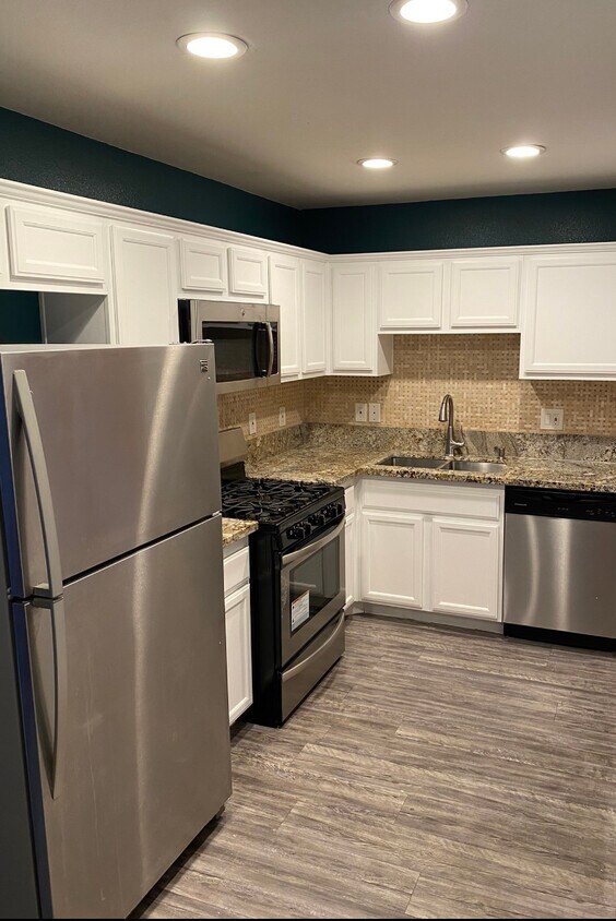 1160 E Lexington Ave Unit 17, El Cajon, CA 92019 Condo for Rent in El