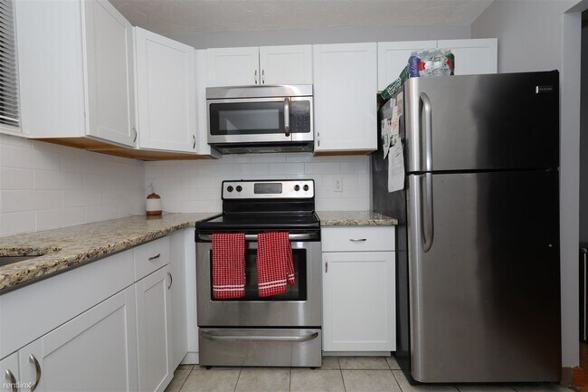 Foto del edificio - 1 br, 1 bath Condo - 200 Fellsview Ter