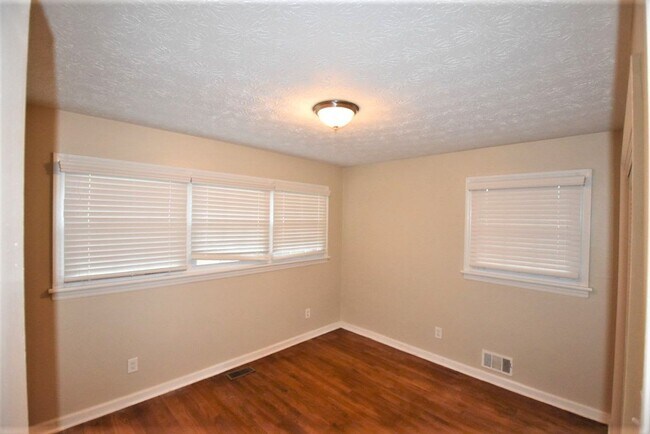 Building Photo - 2349 Ernest Prather Way