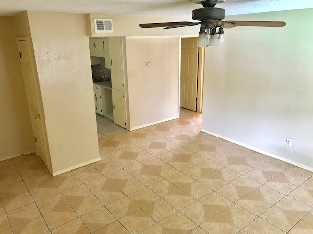 Foto del edificio - 6220 N 11th St