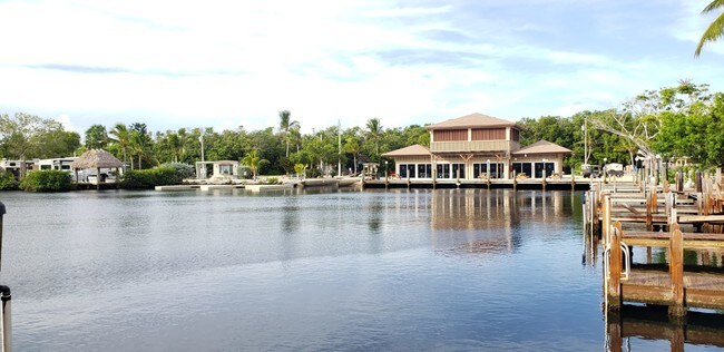 Foto del edificio - 101551 Overseas Hwy
