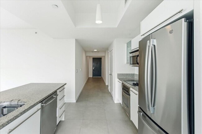 Building Photo - 888 Biscayne Blvd