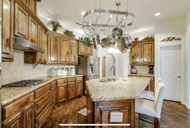 Building Photo - 10056 Gentry Dr