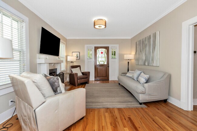 Foto del edificio - 1410 Ward Ave NE