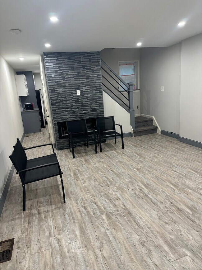 Foto del edificio - 2414 N 13th St