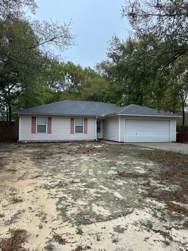 Building Photo - 223 Runnymeade Dr