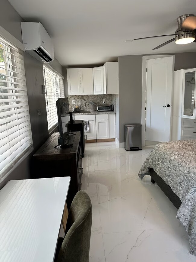 Foto del edificio - 3163 NW 29th St