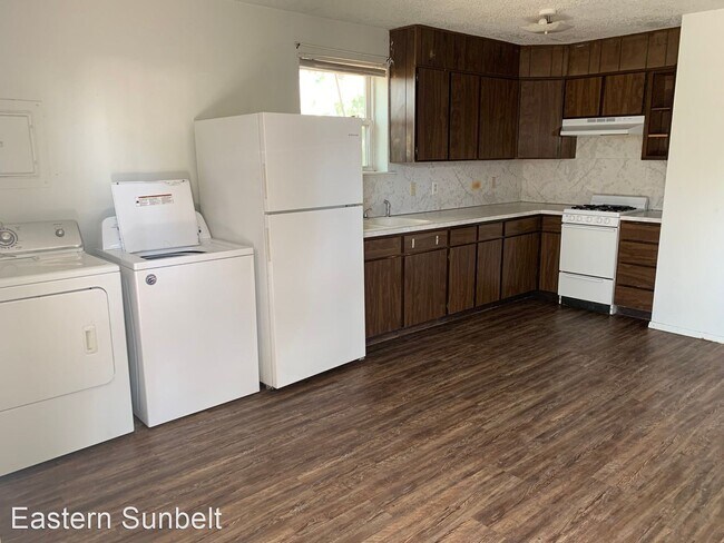 Foto del edificio - 1 br, 1 bath House - 510 West 6th Street