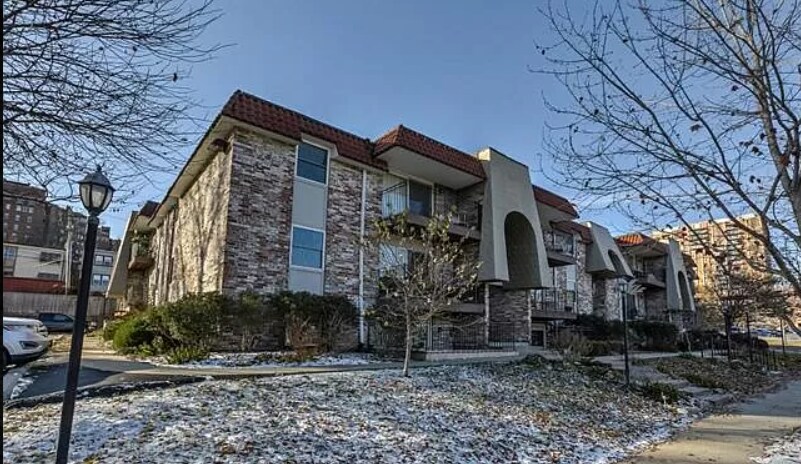 Primary Photo - 5004 Baltimore Ave