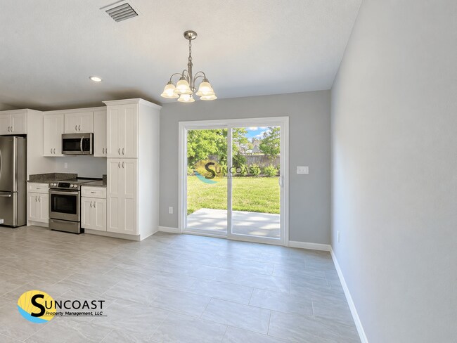 Building Photo - 3843 SW 150th Loop