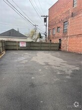Building Photo - 1431 Hertel Ave