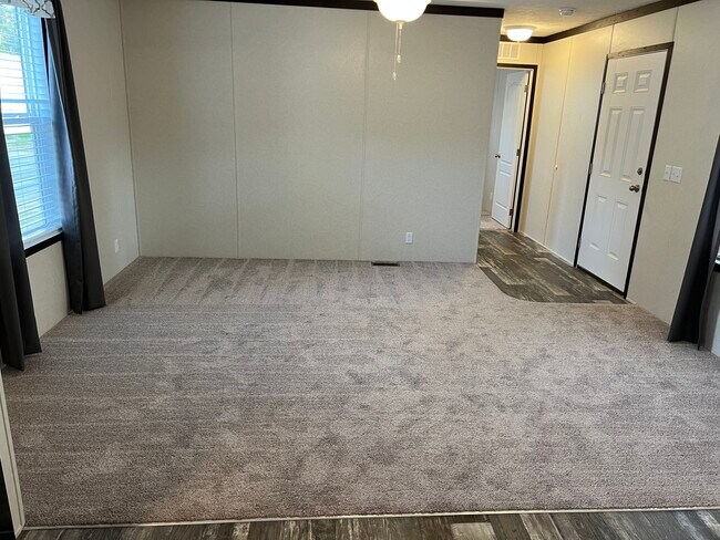 Foto del edificio - 190 Magnolia Pl