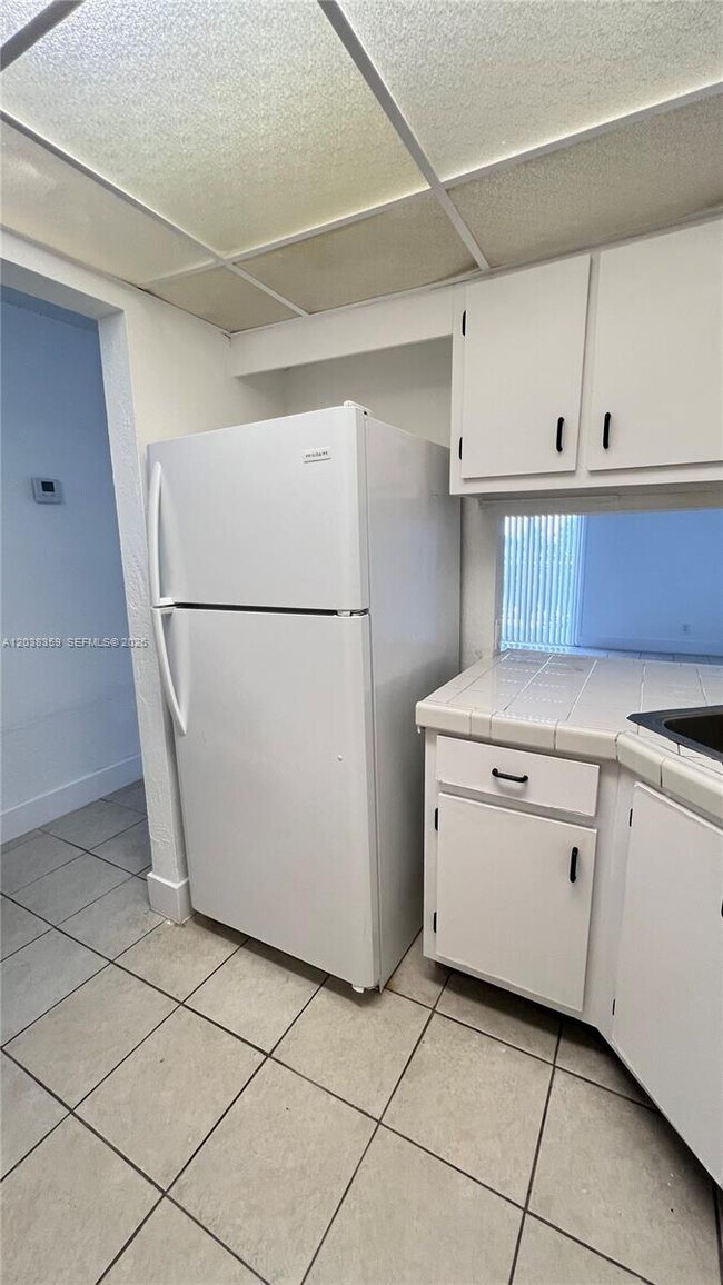 Foto del edificio - 4550 NW 9th St