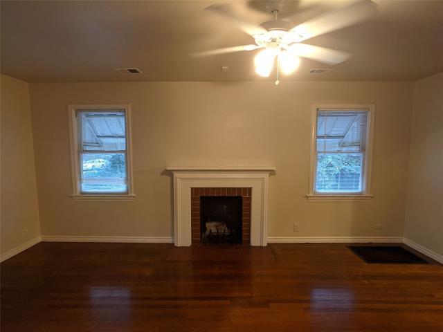 Foto del edificio - 5247 Merrimac Ave