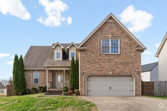 Building Photo - 1328 Southwood Ct