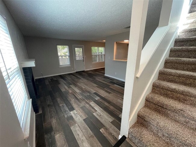 Building Photo - 8810 Springmail Cir