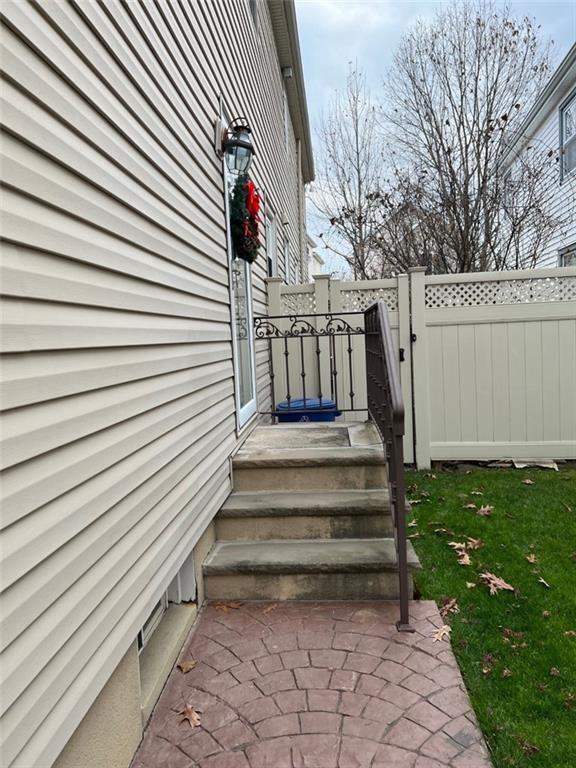 Building Photo - 77 Providence St