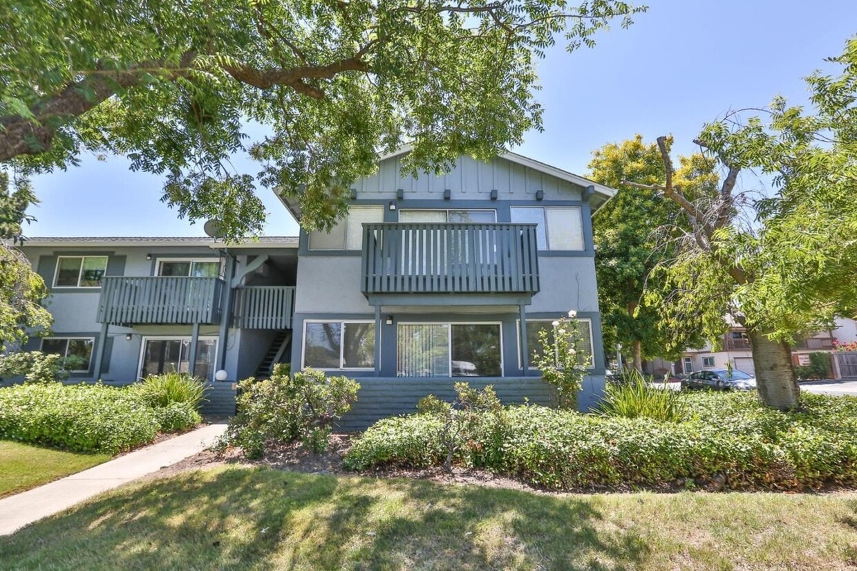 835 Bing Dr Unit 22, Santa Clara, CA 95051 Condo for Rent in Santa