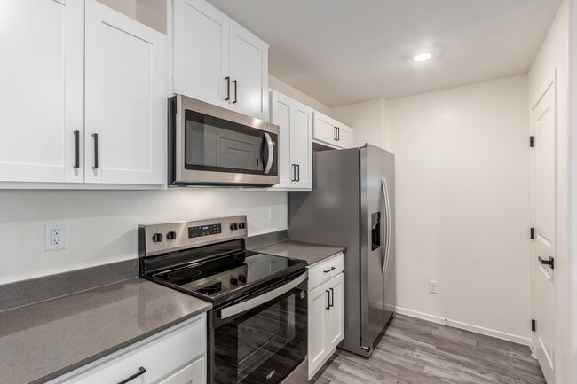 Building Photo - 7372 Raimee Brk St