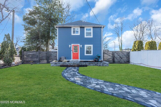 Foto del edificio - 709 17th Ave