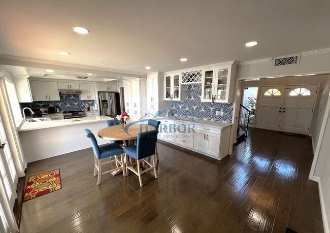 Foto del edificio - 3726 Coolheights Dr