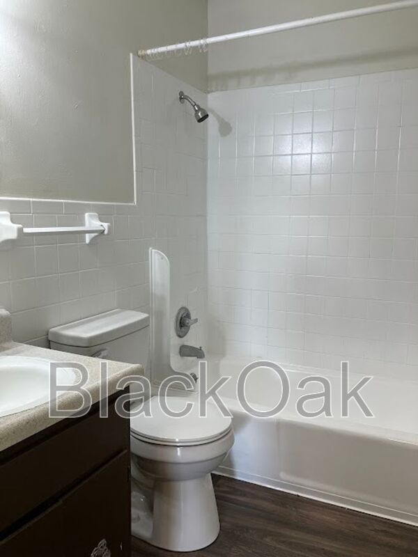 Foto del edificio - 735 Perryville St