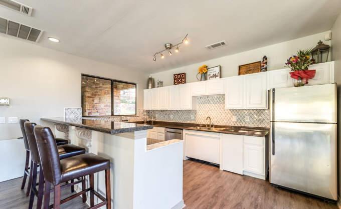 Building Photo - 1 bedroom in Grand Prairie TX 75050