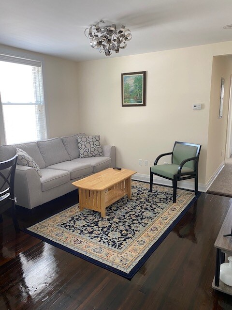 living/dining area - 60 Oak Ridge St