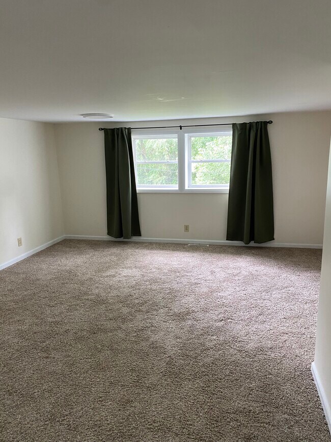 Foto del edificio - 345 Edgewater Ave NW