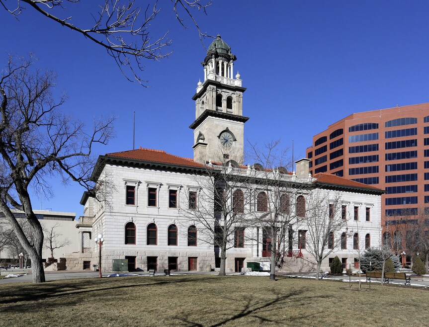 Is Holland Park a Good Place To Live in Colorado Springs